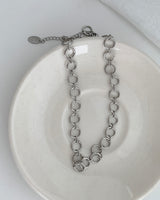 Flat Ring Motion Necklace
