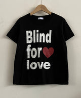 ブラインドレタリングプリントラウンドネックベーシックショートスリーブTシャツ 3 カラーズ