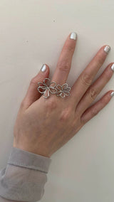 Silver line flower open ring
