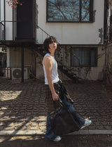 Post pocket cutting wide denim pants