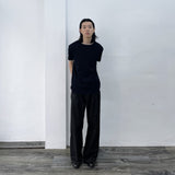 ミニマリストリネアリベッドシャツ