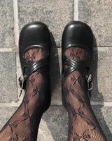 Cross strap shoes