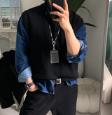  Marel Caraneck Button Knitted Vest