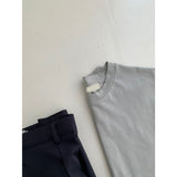 Nus. イエ1/2Tシャツ