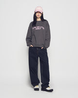 25FW WOMAN アーチシェイプドロゴナッピングスウェットシャツ