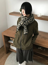 ディアゴナルハイネックジップアップ