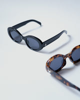 VINTAGE SUNGLASSES