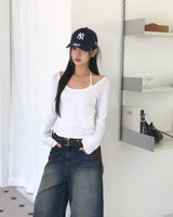 ライルオフホワイトUネックTシャツ