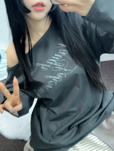 レタリングオフショルダーUネックロングスリーブTシャツ 🩶🤍🖤3カラー