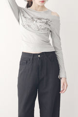Sieta Lettering Off-Shoulder T-Shirt