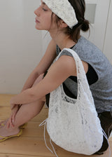 [shiwonderful x voor] Floral Lace Shirring Shoulder Bag_White