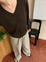 スラブVネックニット