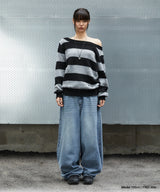 DAMAGED OFF SHOULDER STRIPE KNIT_BLACK