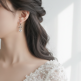 [IU Piercing] Dainty Heart Crystal and Ribbon Huggies Piercing - Silver Color