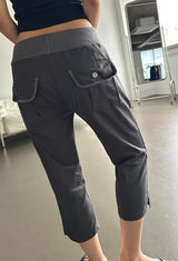 Crime Sleek Hip Button Capri Pants 3color