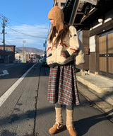 コーラルチェックスカート
