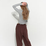 Essential V-Neck Grey