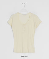 Kiri Punching Round Button Color Short Sleeve Tee