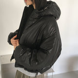 リネックグロッシーショートフードパデッドジャケット