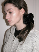 Velvet Scrunchie_Medium_Black