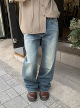 Evra Vintage Washing Semi-Bootcut Denim Pants