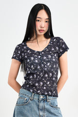 フラワーシアーボタンTシャツ