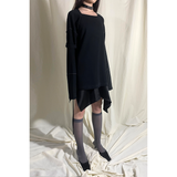 スリップネックオーバーロックトップ : BLACK
