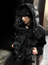 Rivet Crack Wrinkle Crop Padding + Deep Black Knit