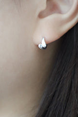 ウォータードロップワンタッチピアス • 925silver