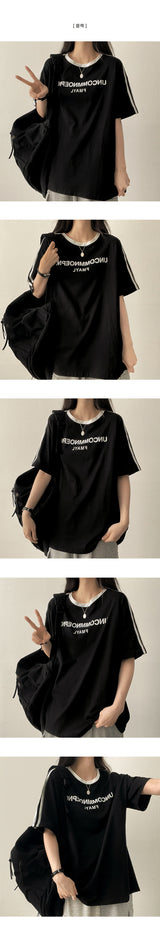 UN レタリングトラックラインオーバーサイズフィット半袖Tシャツ