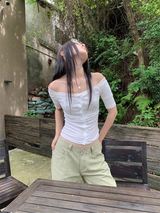 Floral two-piece off-shoulder button short-sleeved T-shirt