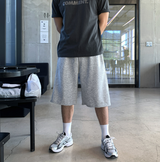 グリフェサイドタックバミューダバンディングショーツ