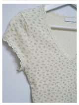 floral v tee