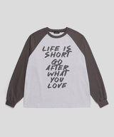 ユニセックスライフラグランTシャツ