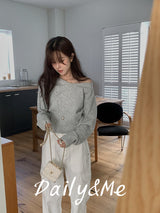 V-neck shoulder knitwear