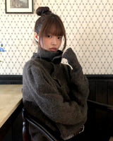 Choru High-Neck Button Knit