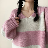 Robin color matching Dangara V-neck loose fit knit