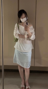 フラワーサテンスカート