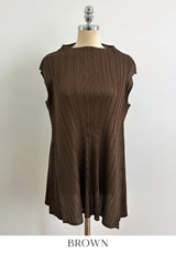 Loel Cut Line Pleated Cap Sleeve Blouse