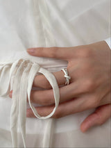 BRIEF KNOT RING