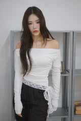 オフショルダーレースストラップロングスリーブTシャツ