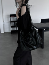 two-eyelet square shoulder bag