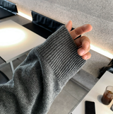 Urban Lambs Wool Overfit V-Neck Knit