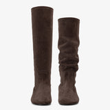 WRINKLE BOOTS IN CHOCOLATE BROWN