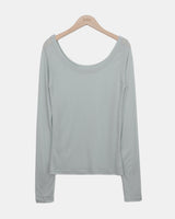 Biljeun Deep U-Neck Long-Sleeve T-Shirt