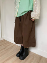 [unisex]マド カット ピンタック ワイド バンディング バーミューダ パンツ