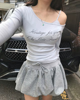 ロマンティックワンショルダーシャーリングトップ