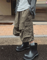 バルキーピンタックカーゴバミューダパンツ