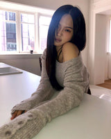 Rudan Lip-Neck Button Knit
