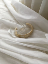 Wavy bangle